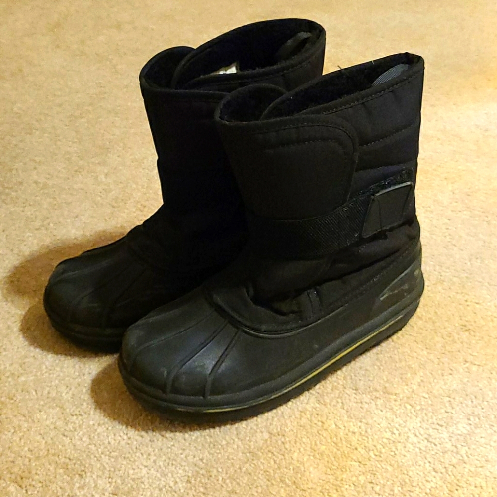 Boys snow boots